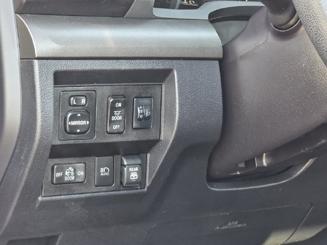 Used 2019 Toyota Tundra SR5 w/ SR5 Upgrade Package AWD/4WD image 20
