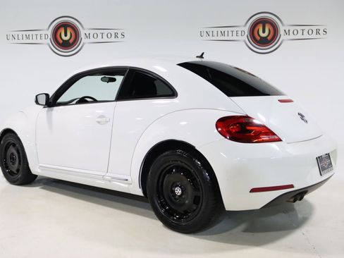 Used 2012 Volkswagen Beetle 2.5 FWD image 3