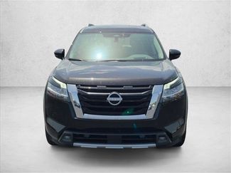 Used 2024 Nissan Pathfinder Platinum w/ Cargo Package FWD video 2