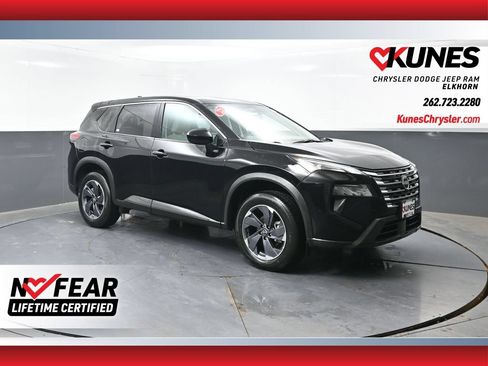 Used 2025 Nissan Rogue SV FWD image 1