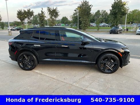 Used 2025 Chevrolet Equinox EV RS AWD/4WD image 7