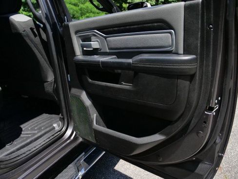 Used 2022 RAM 2500 Big Horn AWD/4WD image 34