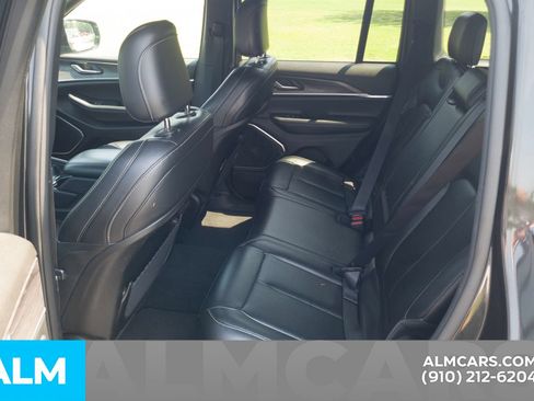 Used 2024 Jeep Grand Cherokee Limited 4xe AWD/4WD image 18