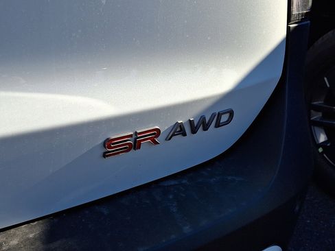 New 2026 Nissan Kicks SR image 6