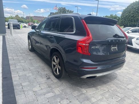 Used 2021 Volvo XC90 T6 Momentum AWD/4WD image 14