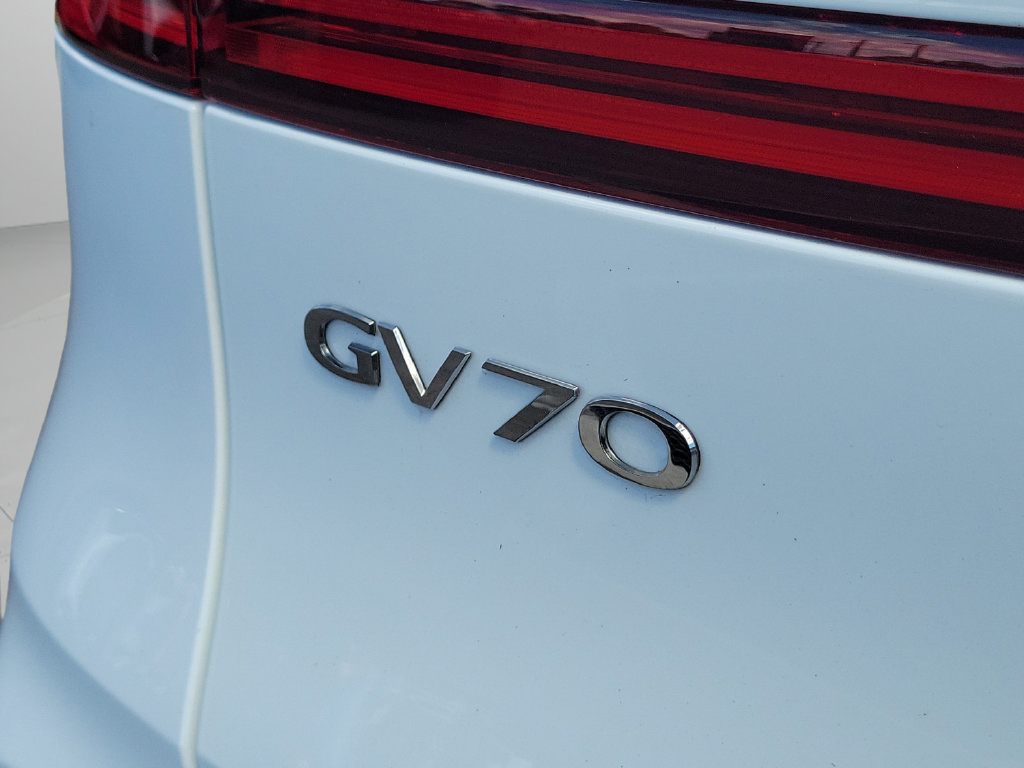Used 2026 Genesis Electrified GV70 AWD/4WD image 35