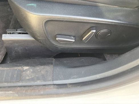 Used 2021 Ford Escape SEL image 21