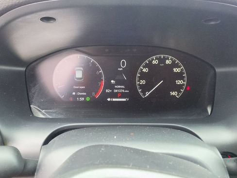 Used 2025 Honda HR-V LX image 9