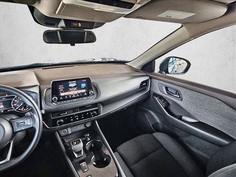 Used 2023 Nissan Rogue S FWD image 4