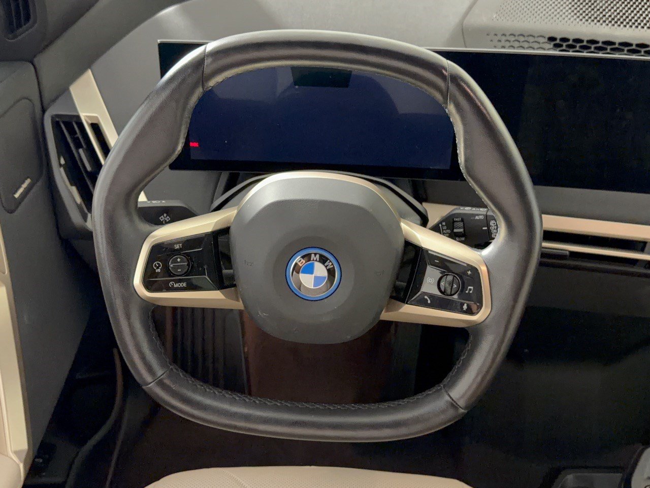 Certified 2024 BMW iX xDrive50 AWD/4WD image 10