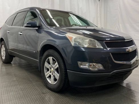Used 2010 Chevrolet Traverse LT AWD/4WD image 1