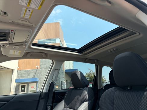Certified 2023 Subaru Forester Premium AWD/4WD image 32