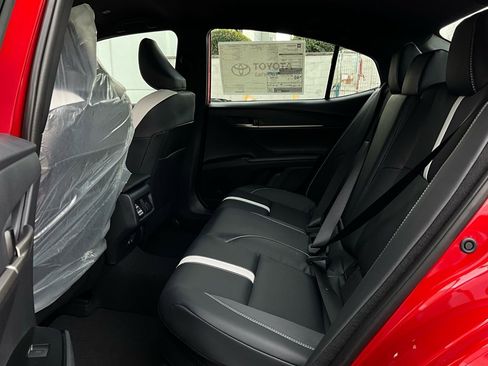 New 2026 Toyota Camry Hybrid image 11