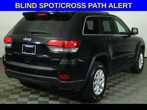 Used 2021 Jeep Grand Cherokee Laredo AWD/4WD image 8