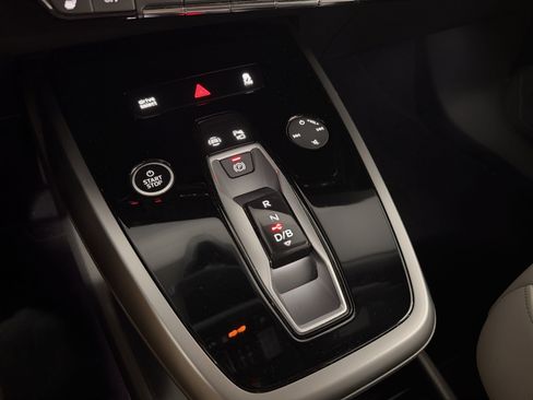 Certified 2023 Audi Q4 e-tron Prestige AWD/4WD image 25