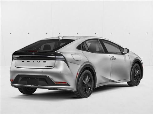 New 2026 Toyota Prius Plug-In Hybrid FWD image 2