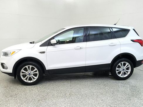 Used 2019 Ford Escape SE AWD/4WD image 2
