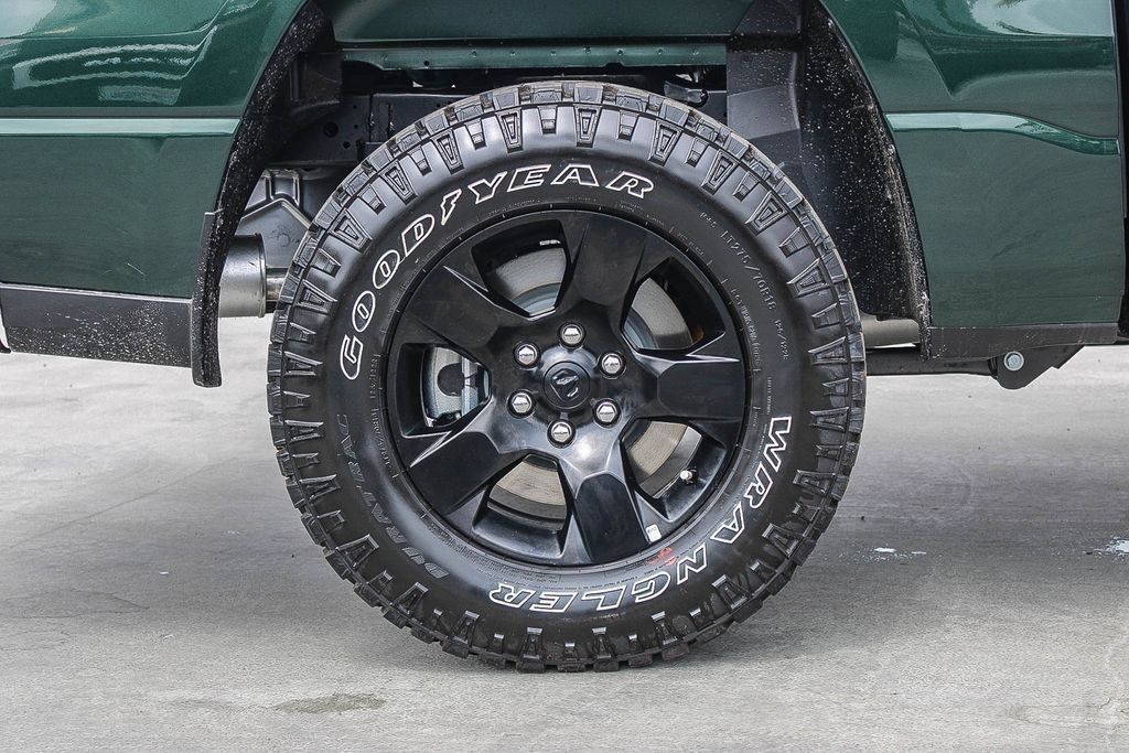 New 2026 RAM 1500 Warlock AWD/4WD image 12