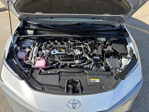 New 2026 Toyota Prius Plug-In Hybrid FWD image 12