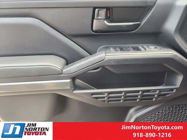 New 2026 Toyota Tacoma SR5 AWD/4WD image 17