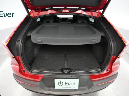 Used 2023 Volvo C40 P8 Recharge Ultimate AWD/4WD image 8