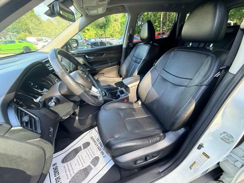 Used 2017 Nissan Rogue SL w/ SL Premium Package FWD image 21