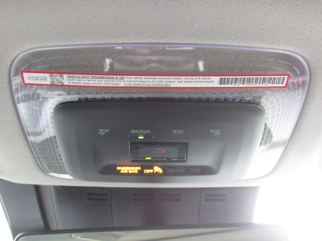 Certified 2026 Toyota Prius Plug-In Hybrid FWD image 27