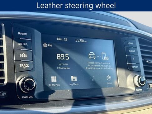 Used 2020 Kia Sorento S image 16