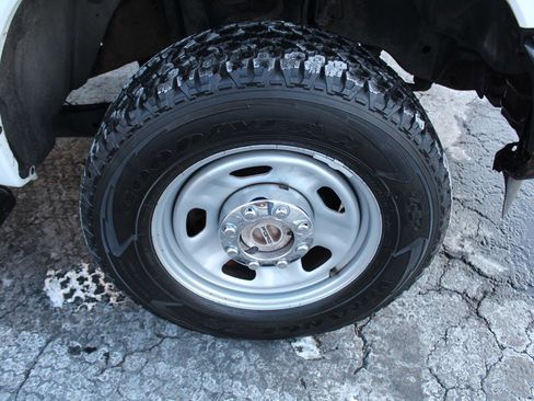 Used 2016 Ford F350 XL image 32