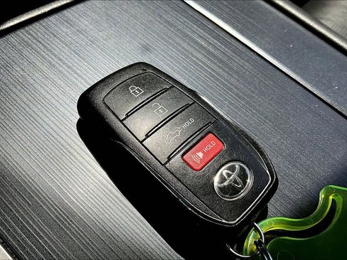 Used 2023 Toyota Tundra Platinum image 14