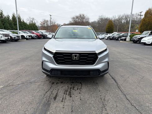 Used 2026 Honda CR-V EX image 3