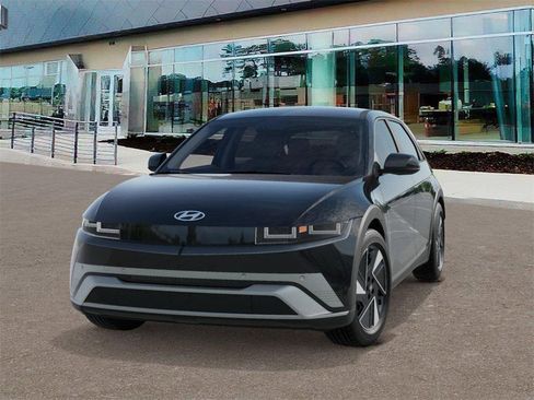 New 2026 Hyundai Ioniq 5 SEL image 6