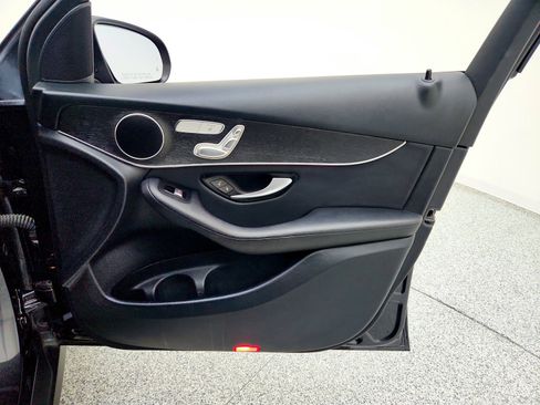 Certified 2021 Mercedes-Benz GLC 300 image 26