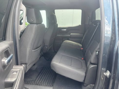 Used 2021 Chevrolet Silverado 1500 LT AWD/4WD image 11