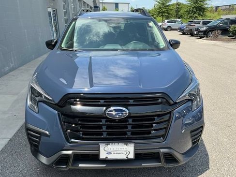 Certified 2025 Subaru Ascent Bronze Edition w/ Onyx Package AWD/4WD image 10