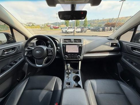 Used 2019 Subaru Outback 2.5i Limited w/ Protection Package #1 AWD/4WD image 10