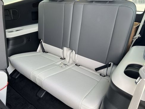 New 2026 Hyundai Ioniq 9 SEL AWD/4WD image 33