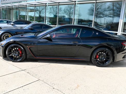 Used 2017 Maserati GranTurismo MC RWD image 8