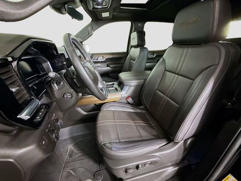 Used 2024 Chevrolet Silverado 1500 High Country w/ High Country Premium Package image 20