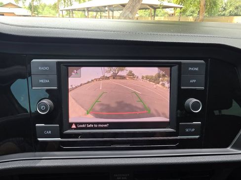 Used 2019 Volkswagen Jetta SE FWD image 37