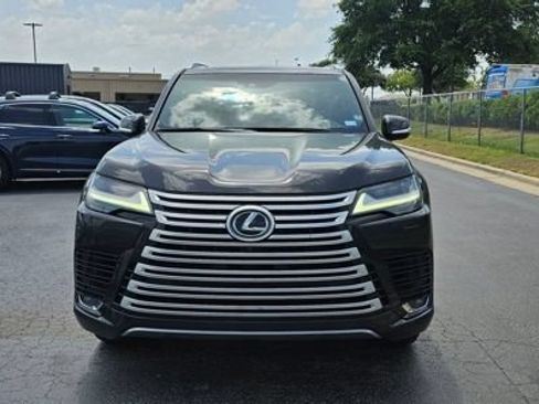 Used 2023 Lexus LX 600 4WD w/ Accessory Package (Z1) image 1