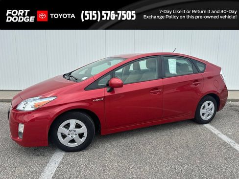 Used 2010 Toyota Prius Two FWD image 1