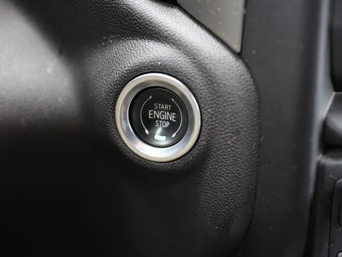 Used 2020 Chevrolet Silverado 1500 RST w/ All-Star Edition image 34