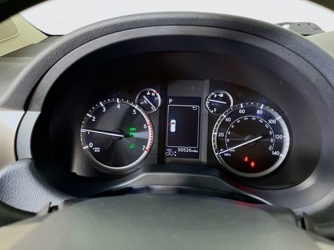 Used 2021 Lexus GX 460 Luxury w/ Sport Design Package AWD/4WD image 18