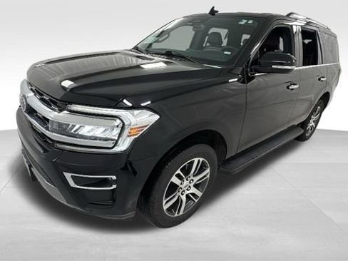 Used 2024 Ford Expedition Limited image 7