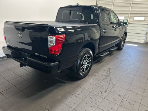 Used 2023 Nissan Titan SV w/ SV Convenience Package AWD/4WD image 3