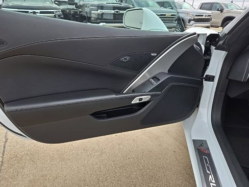 Used 2019 Chevrolet Corvette Stingray Coupe w/ Carbon Flash Badge Package image 16