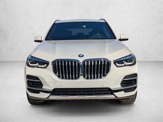 Used 2023 BMW X5 sDrive40i w/ Climate Comfort Package video 2