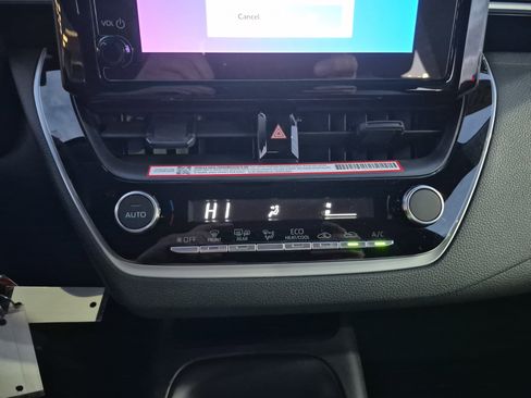 Used 2026 Toyota Corolla LE image 28