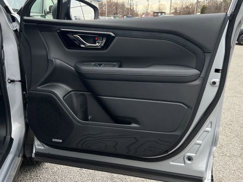 New 2025 Subaru Forester Limited image 8